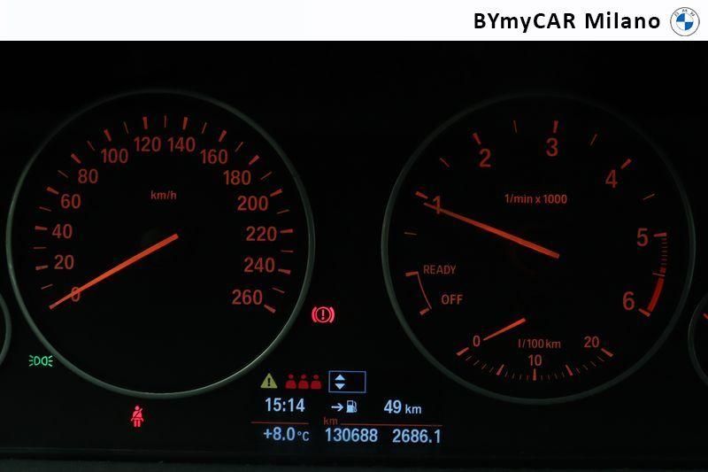 BMW Serie 3 320d Touring https://cdn.bymycar.eu/it-bo/assets/images/vehicles/vo/4101/BMW-SERIE-3-F31-2015-TOURING-jpg-15.jpg