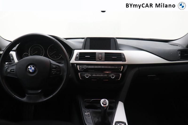 BMW Serie 3 320d Touring https://cdn.bymycar.eu/it-bo/assets/images/vehicles/vo/4101/BMW-SERIE-3-F31-2015-TOURING-jpg-18.jpg