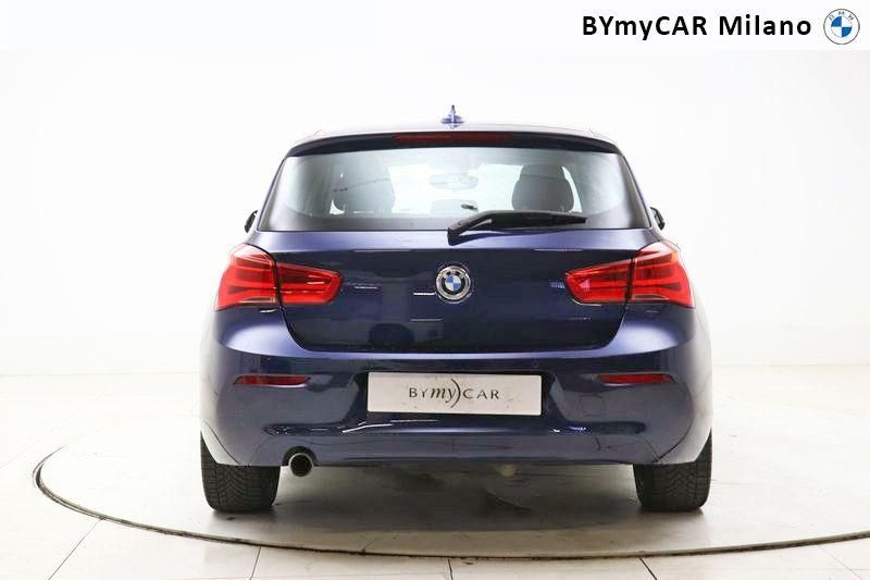 BMW Serie 1 116d Urban 5p auto https://cdn.bymycar.eu/it-bo/assets/images/vehicles/vo/4109/BMW-SERIE-1-F-2F20-21-2015-jpg-3.jpg