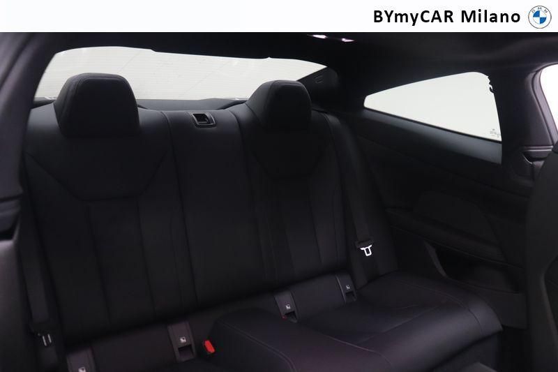 BMW Serie 4 M4 Coupe 3.0 Competition M xdrive auto https://cdn.bymycar.eu/it-bo/assets/images/vehicles/vo/4150/BMW-M4-G82-2020-COUPE-jpg-17.jpg