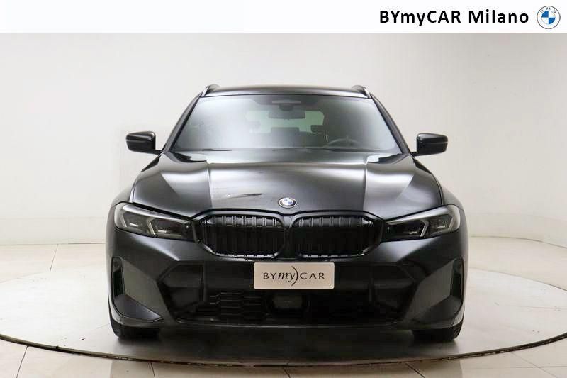 BMW Serie 3 320d Touring mhev 48V xdrive MSport auto https://cdn.bymycar.eu/it-bo/assets/images/vehicles/vo/4153/BMW-SERIE-3-G21-2022-TOURING-jpg-4.jpg