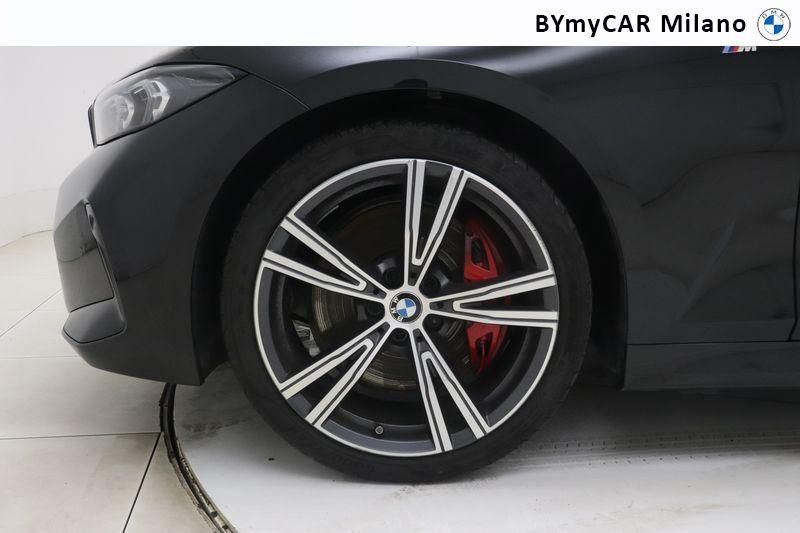 BMW Serie 3 320d Touring mhev 48V xdrive MSport auto https://cdn.bymycar.eu/it-bo/assets/images/vehicles/vo/4153/BMW-SERIE-3-G21-2022-TOURING-jpg-9.jpg