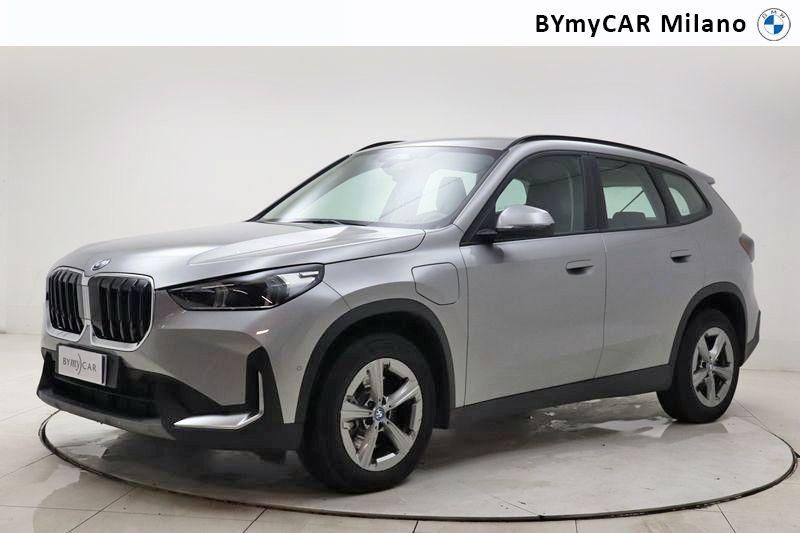 BMW X1 X1 xdrive 25e auto https://cdn.bymycar.eu/it-bo/assets/images/vehicles/vo/4197/BMW-X1-U11-jpg-0.jpg