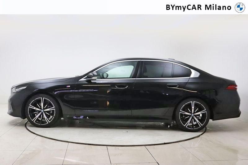 BMW Serie 5 520d 48V sdrive MSport auto https://cdn.bymycar.eu/it-bo/assets/images/vehicles/vo/4198/BMW-SERIE-5-G60-BERLINA-jpg-2.jpg