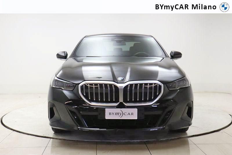 BMW Serie 5 520d 48V sdrive MSport auto https://cdn.bymycar.eu/it-bo/assets/images/vehicles/vo/4198/BMW-SERIE-5-G60-BERLINA-jpg-4.jpg