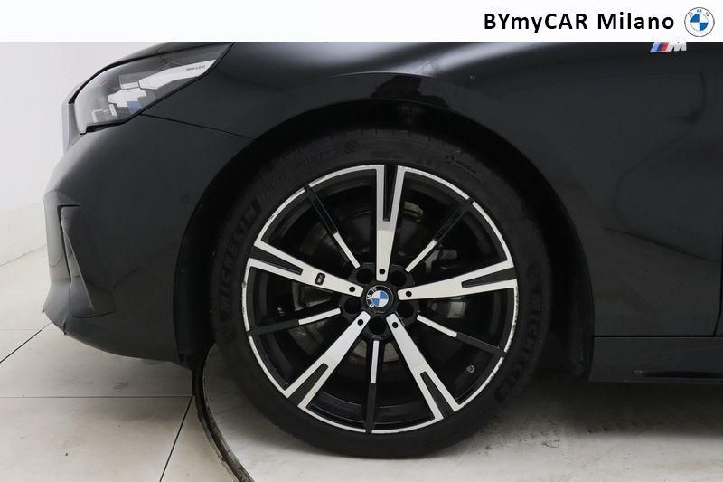 BMW Serie 5 520d 48V sdrive MSport auto https://cdn.bymycar.eu/it-bo/assets/images/vehicles/vo/4198/BMW-SERIE-5-G60-BERLINA-jpg-8.jpg