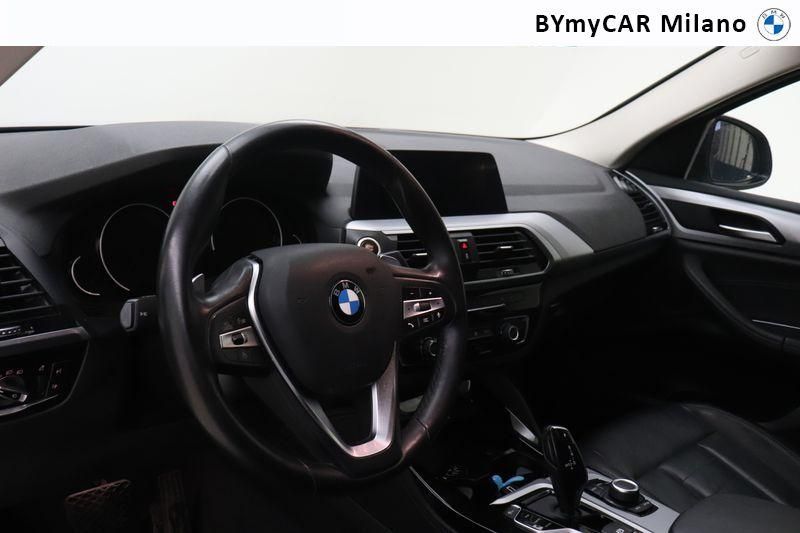 BMW X4 X4 xdrive20d auto my19 https://cdn.bymycar.eu/it-bo/assets/images/vehicles/vo/4259/BMW-X4-G02-2018-jpg-10.jpg