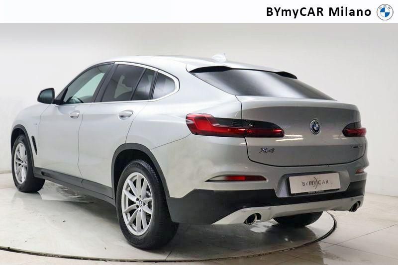 BMW X4 X4 xdrive20d auto my19 https://cdn.bymycar.eu/it-bo/assets/images/vehicles/vo/4259/BMW-X4-G02-2018-jpg-8.jpg
