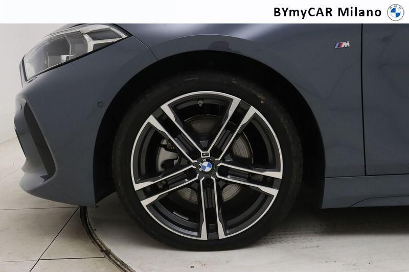 BMW Serie 1 118d Msport auto https://cdn.bymycar.eu/it-bo/assets/images/vehicles/vo/4262/BMW-SERIE-1-F40-jpg-8.jpg