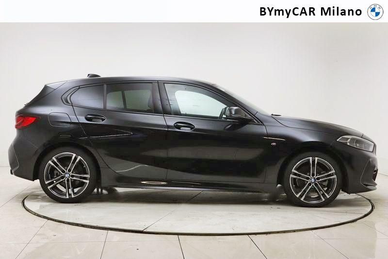 BMW Serie 1 118d Msport auto https://cdn.bymycar.eu/it-bo/assets/images/vehicles/vo/4264/BMW-SERIE-1-F40-jpg-6.jpg