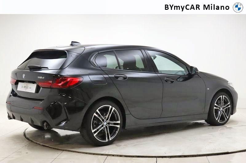 BMW Serie 1 118d Msport auto https://cdn.bymycar.eu/it-bo/assets/images/vehicles/vo/4264/BMW-SERIE-1-F40-jpg-7.jpg