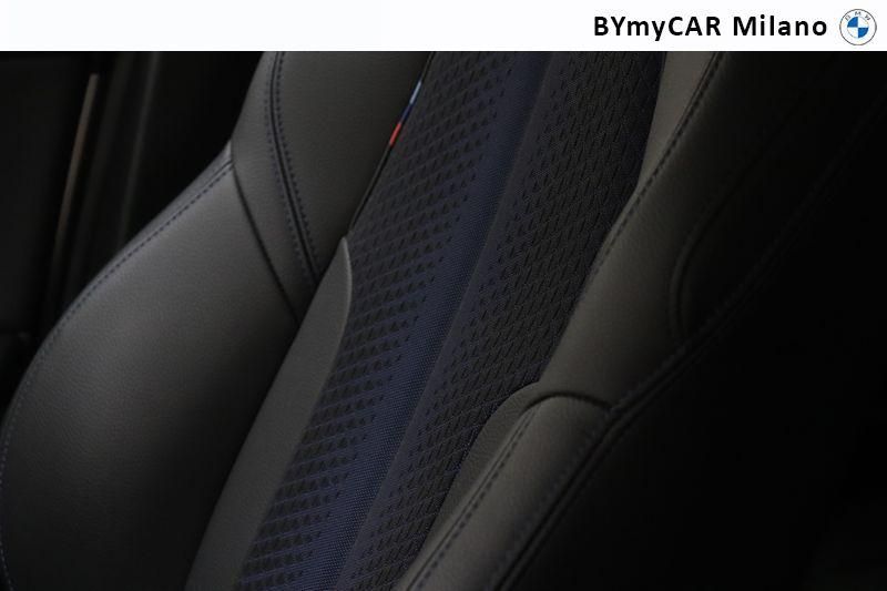 BMW Serie 1 118d Msport auto https://cdn.bymycar.eu/it-bo/assets/images/vehicles/vo/4266/BMW-SERIE-1-F40-jpg-13.jpg