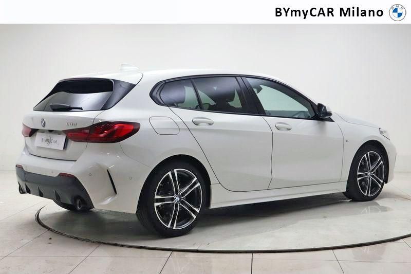 BMW Serie 1 118d Msport auto https://cdn.bymycar.eu/it-bo/assets/images/vehicles/vo/4266/BMW-SERIE-1-F40-jpg-7.jpg