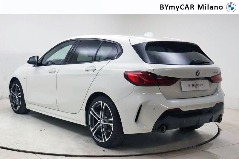 BMW Serie 1 118d Msport auto https://cdn.bymycar.eu/it-bo/assets/images/vehicles/vo/4266/BMW-SERIE-1-F40-jpg-8.jpg