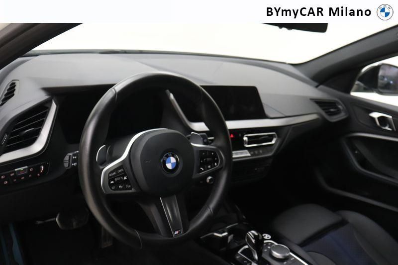 BMW Serie 1 118d Msport auto https://cdn.bymycar.eu/it-bo/assets/images/vehicles/vo/4269/BMW-SERIE-1-F40-jpg-11.jpg