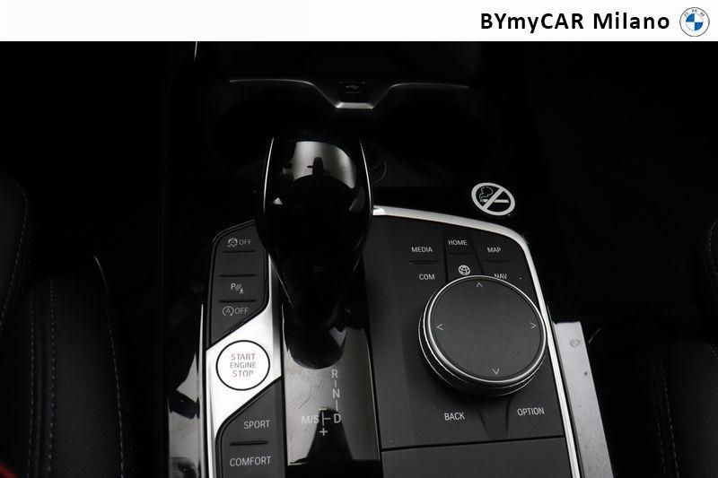 BMW Serie 1 118d Msport auto https://cdn.bymycar.eu/it-bo/assets/images/vehicles/vo/4295/BMW-SERIE-1-F40-jpg-12.jpg