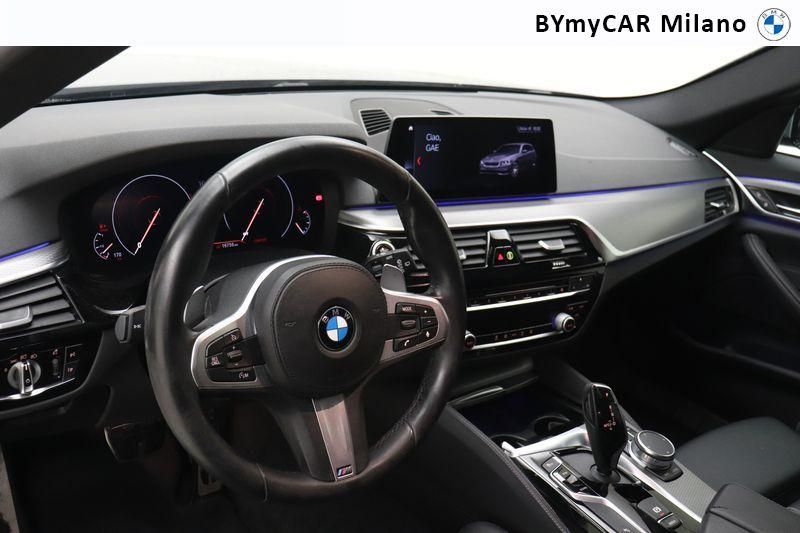BMW Serie 5 520d Touring Msport auto https://cdn.bymycar.eu/it-bo/assets/images/vehicles/vo/4298/BMW-SERIE-5-G31-2017-TOURING-jpg-11.jpg