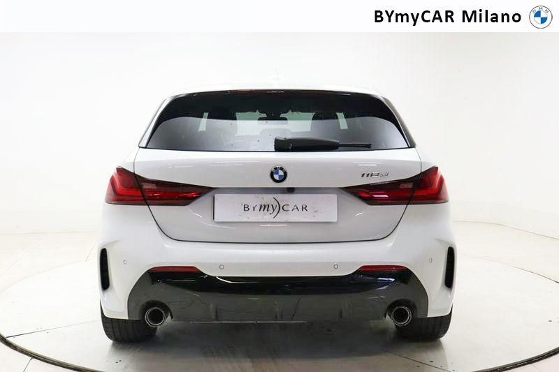 BMW Serie 1 118d Msport auto https://cdn.bymycar.eu/it-bo/assets/images/vehicles/vo/4306/BMW-SERIE-1-F40-jpg-3.jpg