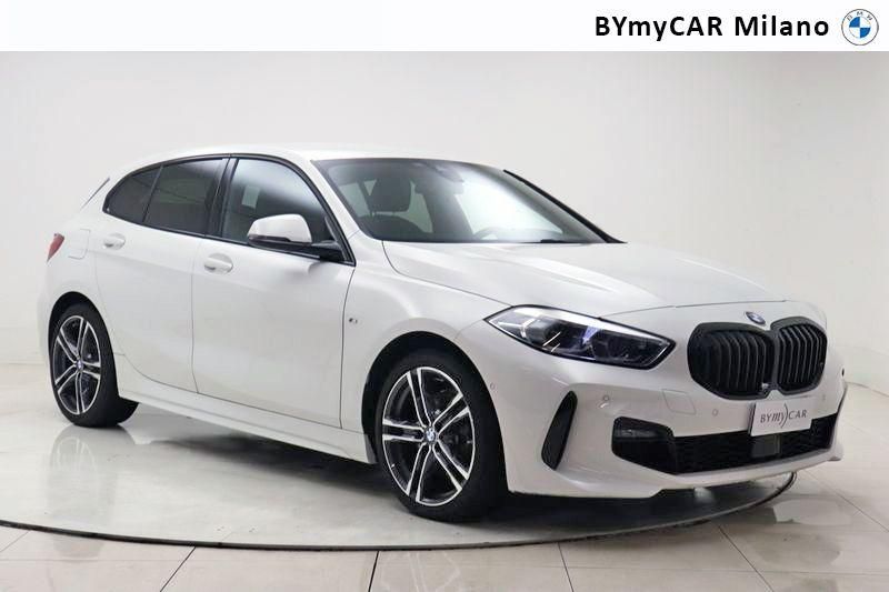 BMW Serie 1 118d Msport auto https://cdn.bymycar.eu/it-bo/assets/images/vehicles/vo/4306/BMW-SERIE-1-F40-jpg-5.jpg