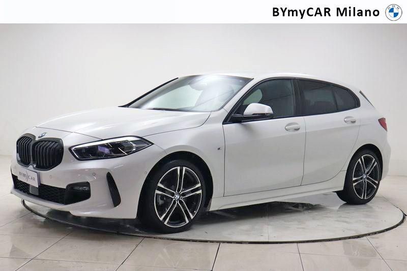 BMW Serie 1 118d Msport auto https://cdn.bymycar.eu/it-bo/assets/images/vehicles/vo/4307/BMW-SERIE-1-F40-jpg-0.jpg