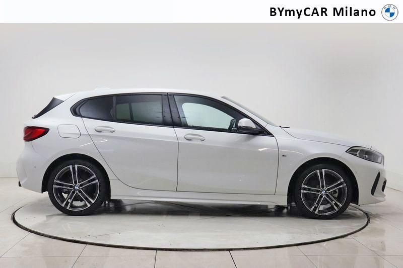 BMW Serie 1 118d Msport auto https://cdn.bymycar.eu/it-bo/assets/images/vehicles/vo/4307/BMW-SERIE-1-F40-jpg-6.jpg