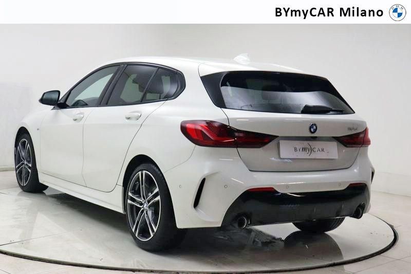BMW Serie 1 118d Msport auto https://cdn.bymycar.eu/it-bo/assets/images/vehicles/vo/4308/BMW-SERIE-1-F40-jpg-14.jpg