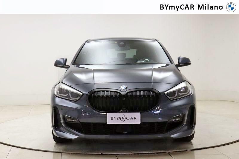 BMW Serie 1 118d Msport auto https://cdn.bymycar.eu/it-bo/assets/images/vehicles/vo/4311/BMW-SERIE-1-F40-jpg-4.jpg