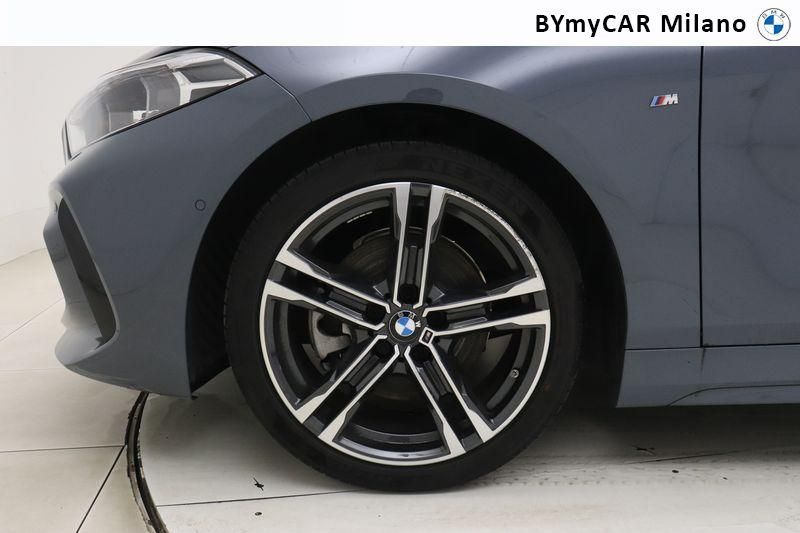 BMW Serie 1 118d Msport auto https://cdn.bymycar.eu/it-bo/assets/images/vehicles/vo/4311/BMW-SERIE-1-F40-jpg-8.jpg