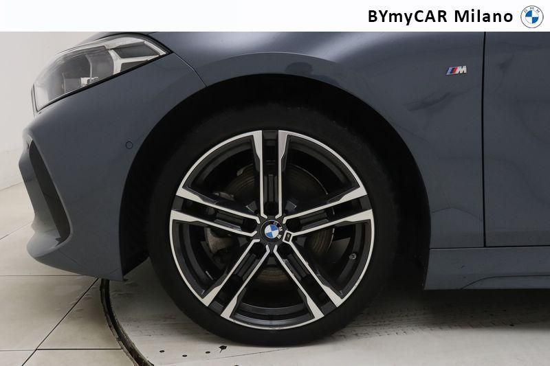 BMW Serie 1 118d Msport auto https://cdn.bymycar.eu/it-bo/assets/images/vehicles/vo/4326/BMW-SERIE-1-F40-jpg-8.jpg