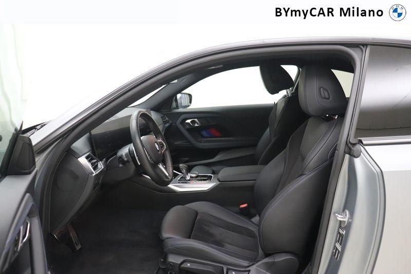 BMW Serie 2 M2 Coupe 3.0 460cv auto https://cdn.bymycar.eu/it-bo/assets/images/vehicles/vo/4330/BMW-M2-G87-2022-COUPE-jpg-11.jpg