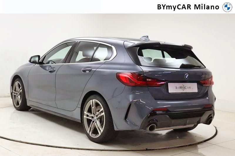 BMW Serie 1 M 135i xdrive auto https://cdn.bymycar.eu/it-bo/assets/images/vehicles/vo/4357/BMW-SERIE-1-F40-jpg-15.jpg