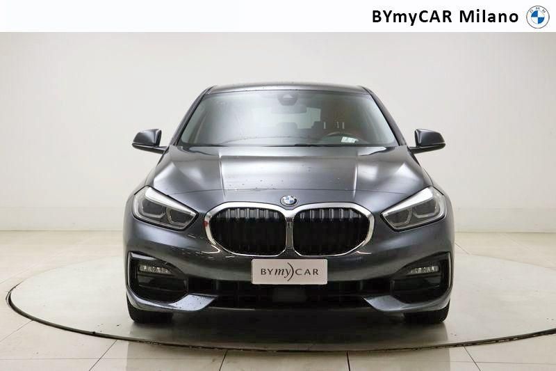 BMW Serie 1 118d Sport auto https://cdn.bymycar.eu/it-bo/assets/images/vehicles/vo/4375/BMW-SERIE-1-F40-jpg-4.jpg