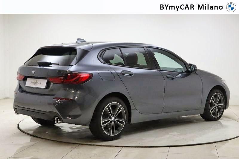 BMW Serie 1 118d Sport auto https://cdn.bymycar.eu/it-bo/assets/images/vehicles/vo/4375/BMW-SERIE-1-F40-jpg-7.jpg