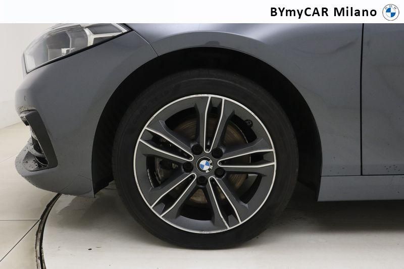BMW Serie 1 118d Sport auto https://cdn.bymycar.eu/it-bo/assets/images/vehicles/vo/4375/BMW-SERIE-1-F40-jpg-9.jpg