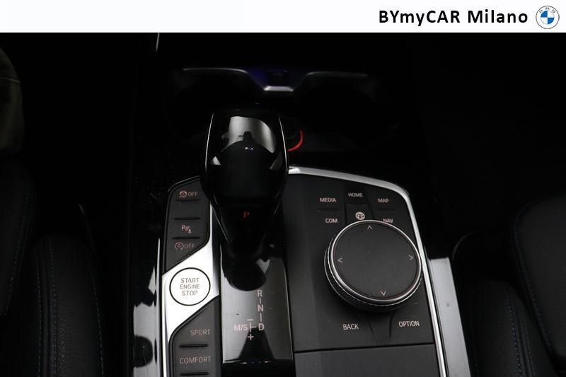 BMW Serie 1 116d Msport auto https://cdn.bymycar.eu/it-bo/assets/images/vehicles/vo/4378/BMW-SERIE-1-F40-jpg-11.jpg