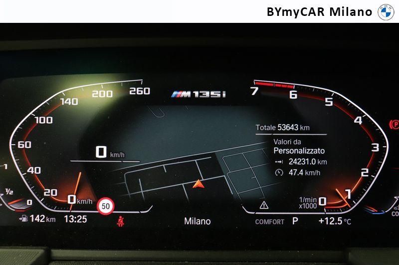 BMW Serie 1 M 135i xdrive auto https://cdn.bymycar.eu/it-bo/assets/images/vehicles/vo/4388/BMW-SERIE-1-F40-jpg-11.jpg