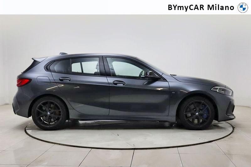 BMW Serie 1 M 135i xdrive auto https://cdn.bymycar.eu/it-bo/assets/images/vehicles/vo/4388/BMW-SERIE-1-F40-jpg-6.jpg