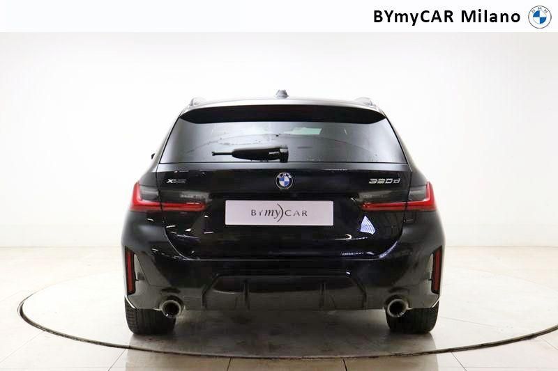 BMW Serie 3 320d Touring mhev 48V xdrive MSport auto https://cdn.bymycar.eu/it-bo/assets/images/vehicles/vo/4404/BMW-SERIE-3-G21-2022-TOURING-jpg-3.jpg