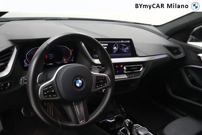 BMW Serie 1 118d Msport auto https://cdn.bymycar.eu/it-bo/assets/images/vehicles/vo/4418/BMW-SERIE-1-F40-jpg-11.jpg