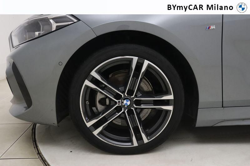 BMW Serie 1 118d Msport auto https://cdn.bymycar.eu/it-bo/assets/images/vehicles/vo/4418/BMW-SERIE-1-F40-jpg-9.jpg