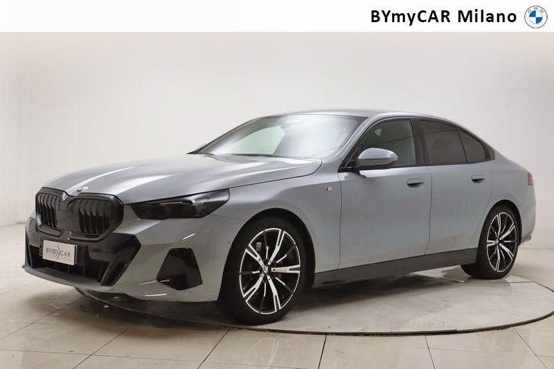BMW Serie 5 520d 48V sdrive MSport auto https://cdn.bymycar.eu/it-bo/assets/images/vehicles/vo/4424/BMW-SERIE-5-G60-BERLINA-jpg-0.jpg