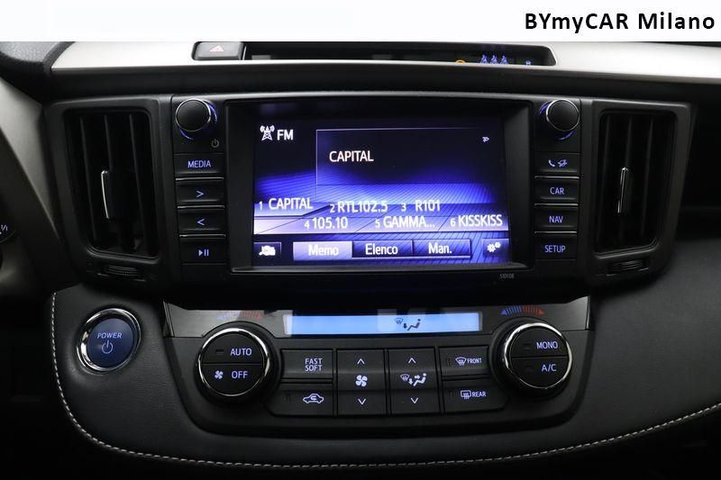 Toyota Rav4 Rav4 2.5 vvt-i h Dynamic+ 2wd e-cvt https://cdn.bymycar.eu/it-bo/assets/images/vehicles/vo/4460/TOYOTA-RAV4-IV-2016-jpg-13.jpg