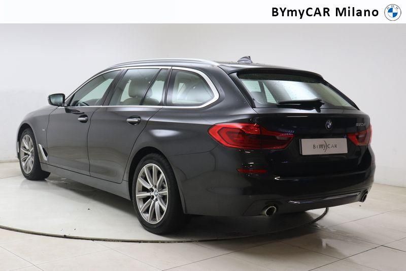 BMW Serie 5 520d Touring Luxury auto https://cdn.bymycar.eu/it-bo/assets/images/vehicles/vo/4466/BMW-SERIE-5-G31-2017-TOURING-jpg-14.jpg