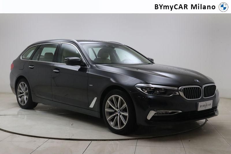 BMW Serie 5 520d Touring Luxury auto https://cdn.bymycar.eu/it-bo/assets/images/vehicles/vo/4466/BMW-SERIE-5-G31-2017-TOURING-jpg-5.jpg