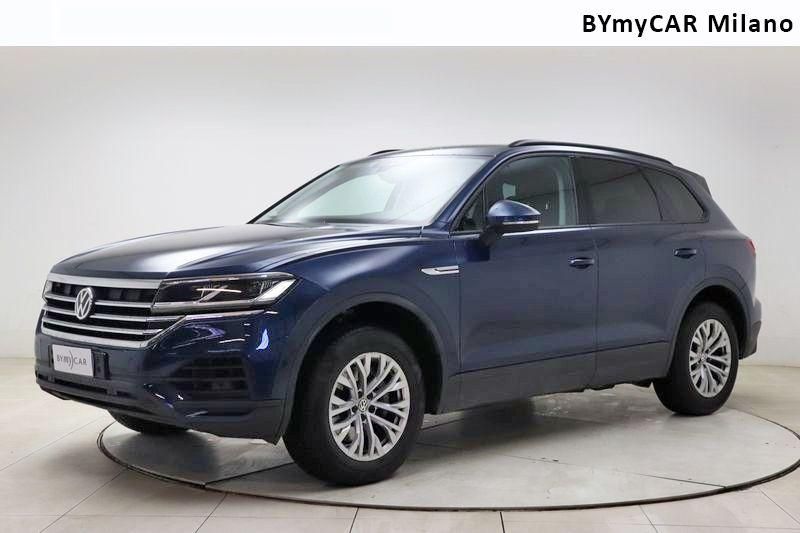 Volkswagen Touareg Touareg 3.0 V6 tdi Style 231cv tiptronic https://cdn.bymycar.eu/it-bo/assets/images/vehicles/vo/4467/VOLKSWAGEN-TOUAREG-III-2018-jpg-0.jpg