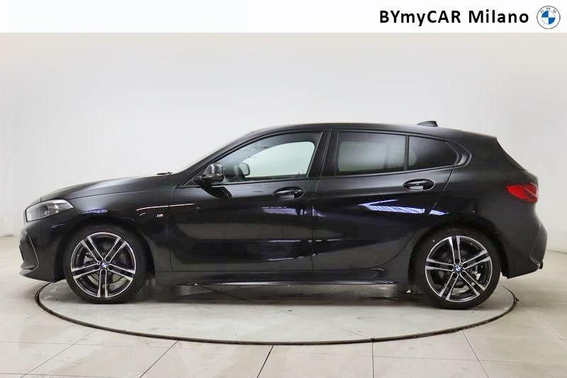 BMW Serie 1 118d Msport auto https://cdn.bymycar.eu/it-bo/assets/images/vehicles/vo/4471/BMW-SERIE-1-F40-jpg-2.jpg