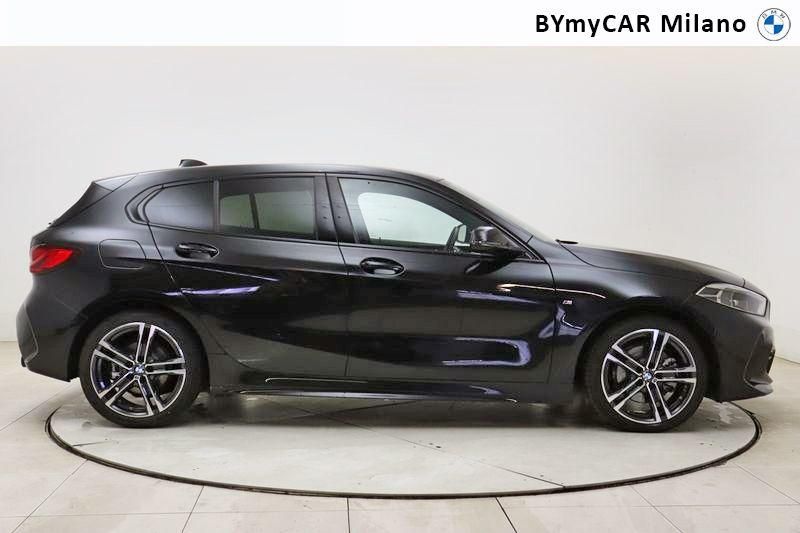 BMW Serie 1 118d Msport auto https://cdn.bymycar.eu/it-bo/assets/images/vehicles/vo/4471/BMW-SERIE-1-F40-jpg-6.jpg
