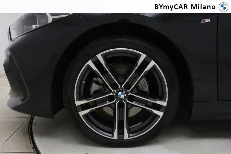 BMW Serie 1 118d Msport auto https://cdn.bymycar.eu/it-bo/assets/images/vehicles/vo/4471/BMW-SERIE-1-F40-jpg-9.jpg