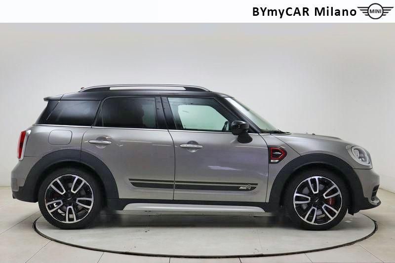 Mini Countryman Mini Countryman 2.0 JCW auto https://cdn.bymycar.eu/it-bo/assets/images/vehicles/vo/4472/MINI-MINI-COUNTRYMAN-F60-2017-jpg-6.jpg