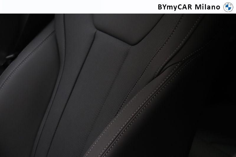 BMW Serie 3 320e Touring MSport auto https://cdn.bymycar.eu/it-bo/assets/images/vehicles/vo/4491/BMW-SERIE-3-G21-2022-TOURING-jpg-15.jpg
